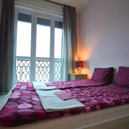 Pulse Jackquaters Apartment Budapest