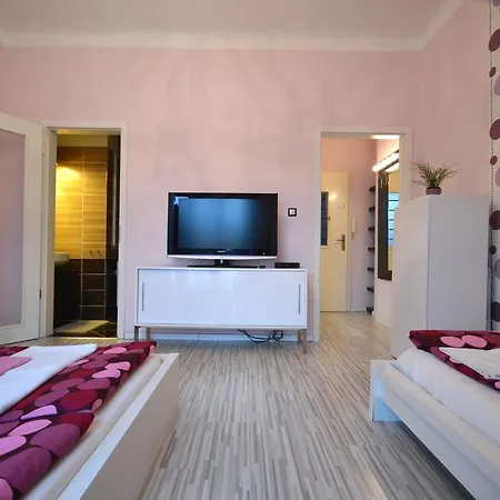 Pulse Jackquaters Apartment Budapest